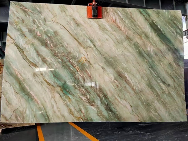 Alexandrita Quartzite