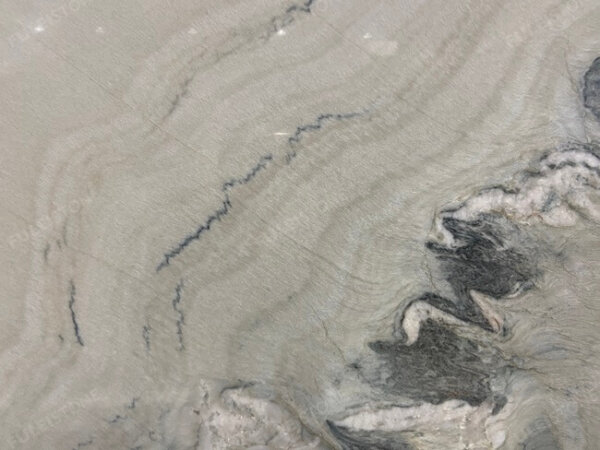 I-Fantasy Macaubas Quartzite