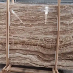 Onikso travertinas -