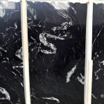 Granito negro de titanio -