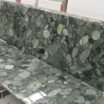 Verde marinace granito -