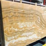 Alabaster onikso -